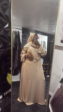Load image into Gallery viewer, Hayaa Abaya Set
